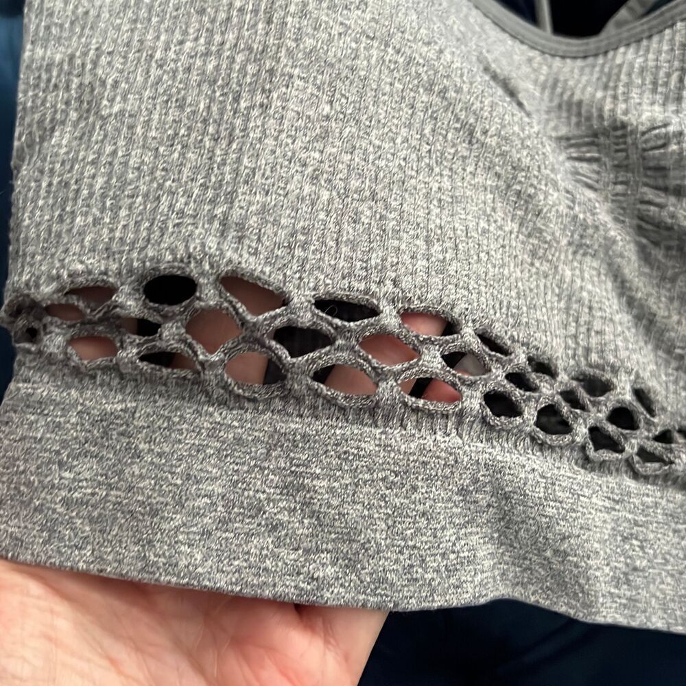 Strappy cutout bralette EUC‎ C&C California - Picture 2 of 5